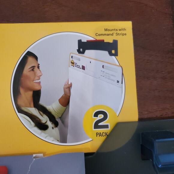 Post-it Super Sticky Wall Easel Mounting System, 15 in Wide x 3.25 in Tall - Picture 2 of 7